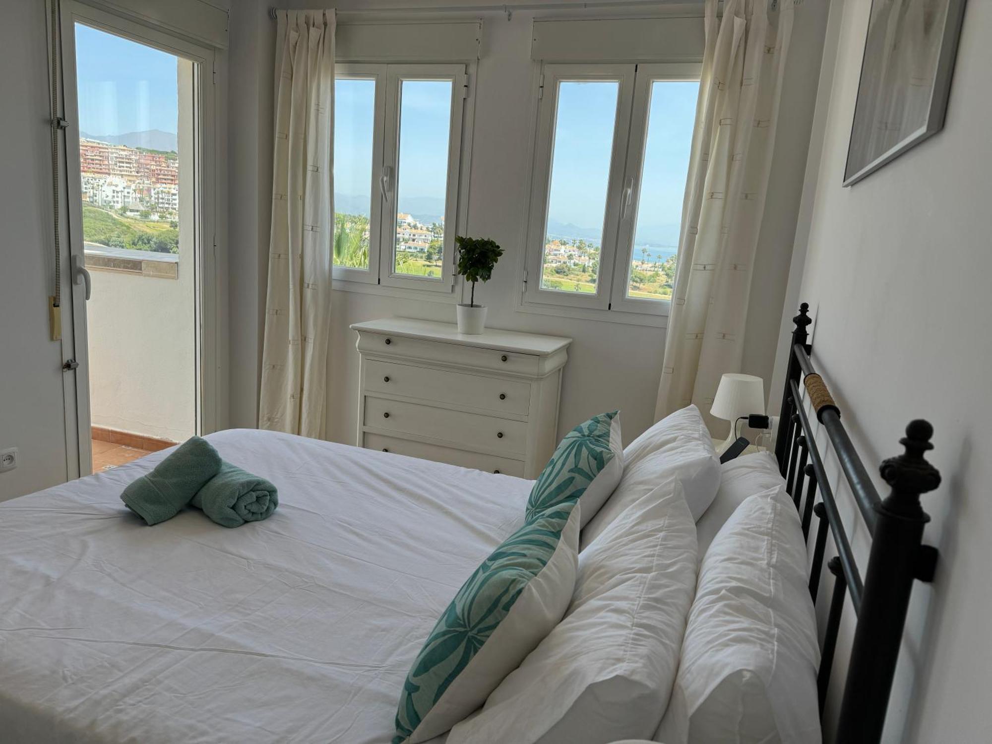 Casa Feliz - Penthouse In Manilva Appartement Buitenkant foto